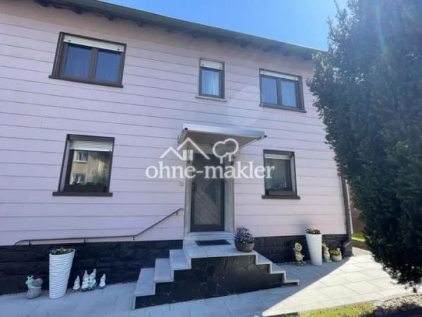 Immobilie in Reichenberg - Einfamilienhaus freistehend in Reichenberg - Bild 0
