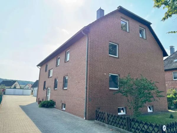 Immobilie in Grasleben - Mehrfamilienhaus in Grasleben - Bild 0
