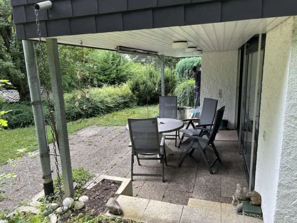 Immobilie in Eningen unter Achalm - Große komfortable DHH in idyllischer Lage und uneinsehbarer Terrasse Eningen u.A. - Bild 1