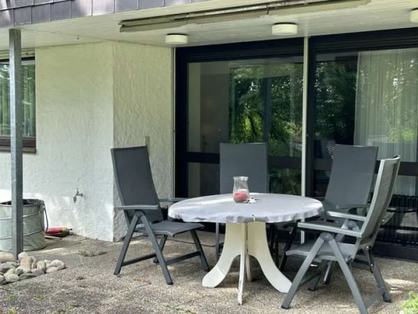 Immobilie in Eningen unter Achalm - Große komfortable DHH in idyllischer Lage und uneinsehbarer Terrasse Eningen u.A. - Bild 2