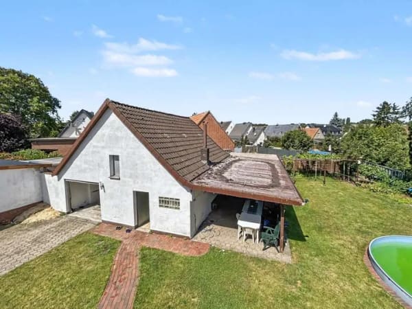 Immobilie in Barnstorf - Charmantes Einfamilienhaus mit Wintergarten, Pool und Nebengebäude in Barnsdorf - Bild 3