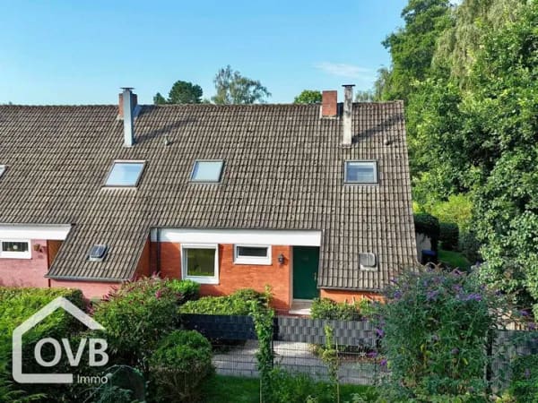 Immobilie in Leer - Reihenendhaus in zentraler, ruhige Wohnlage im Stadtgebiet von Leer
 - Bild 1
