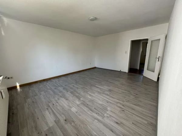 Immobilie in Neuburg an der Donau - Zukunftsorientiert investieren: Hochparterre-Wohnung mit Balkon - Bild 4