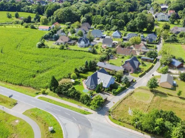 Immobilie in Poppendorf - 15 km bis Rostock // DHH mit 144 m² // 1.031 m² Grundstück // Angrenzende DHH zusätzlich erwerbbar - Bild 2