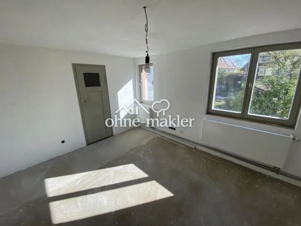 Immobilie in Rottenburg am Neckar - Modernisiertes Haus mit Wärmepumpe für 290.000 bei Herrenberg/ Tübingen - Bild 2