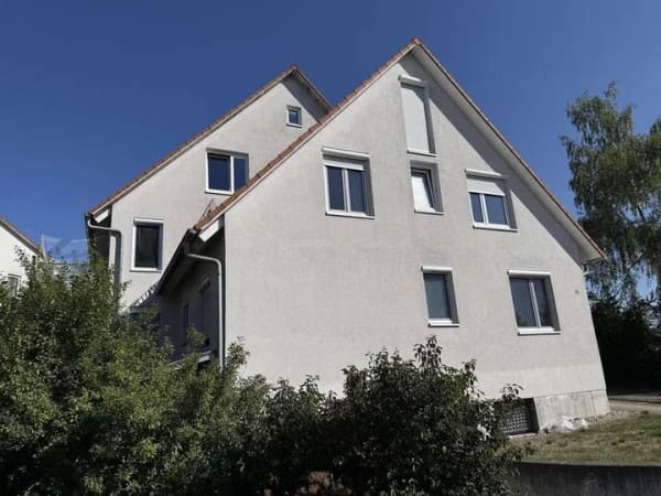 Immobilie in Allmendingen - Großzügige 4-Zimmer-Maisonettewohnung mit Balkon und TG-Stellplatz in Allmendingen - Bild 1