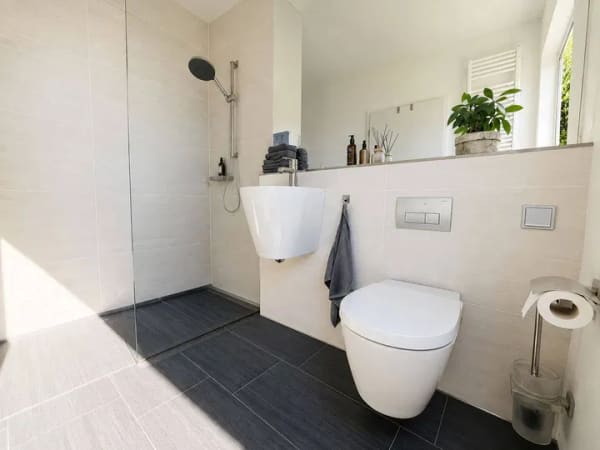 Immobilie in Pinzberg - Exklusive Doppelhaushälfte mit 298 m² Wohnfläche, Kamin, Garten und traumhaftem Ausblick - Bild 2