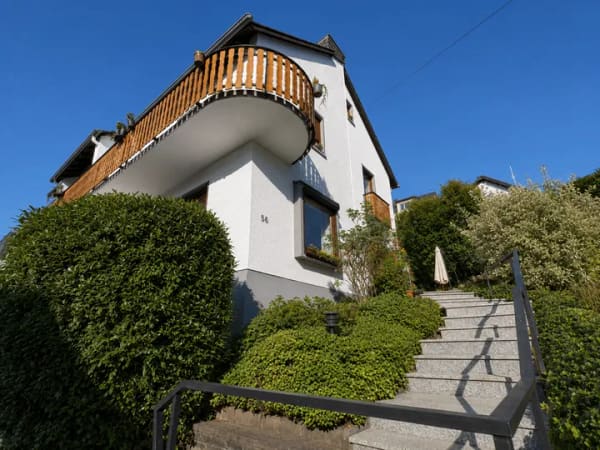 Immobilie in Waldrach - Viel Platz für Ihre Wohnideen - Zweifamilienhaus im Ruwertal - Bild 2