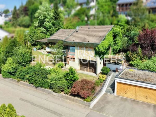 Immobilie in Epfendorf - Besonderes Wohnhaus mit großzügigem Grundstück und viel Potenzial - Bild 2