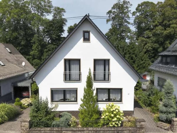 Immobilie in Dierdorf - Ein Zuhause mit Platz und Perspektive - gepflegtes Einfamilienhaus mit attraktivem Grundstück - Bild 1