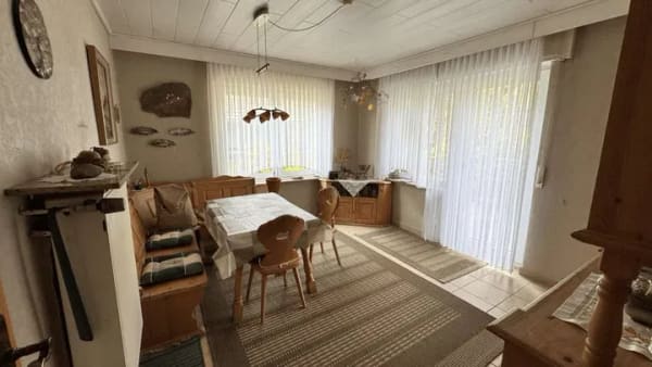 Immobilie in Dierdorf - Ein Zuhause mit Platz und Perspektive - gepflegtes Einfamilienhaus mit attraktivem Grundstück - Bild 3