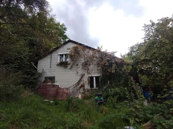Immobilie in Weinstadt - ++Charmantes Wochenendhaus mit idyllischem Garten – Ihr persönlicher Rückzugsort im Grünen++ - Bild 3