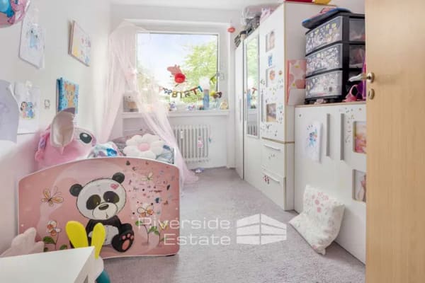 Immobilie in Hameln - Hastenbeck | Gepflegte 5-Zimmer-Wohnung mit Balkon - Ideal für Kapitalanleger - Bild 4