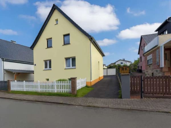 Immobilie in Schöffengrund - Top-gepflegtes - Modernisiertes Einfamilienhaus nahe Wetzlar - Bild 1