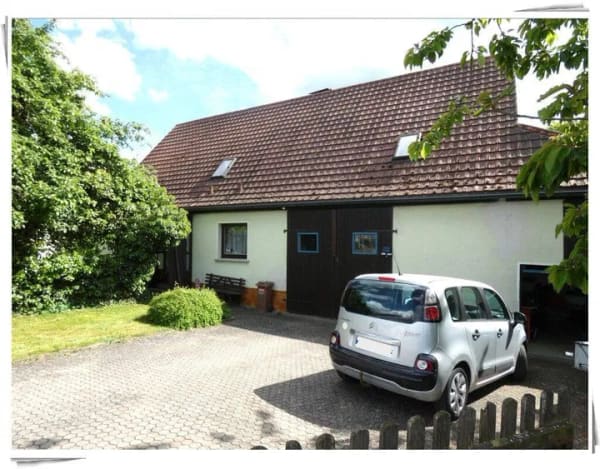 Immobilie in Weiltingen - Wohnen mit Freiraum - Charmantes Landhaus mit großem Garten, Werkstatt und Ausbaupotenzial - Bild 1