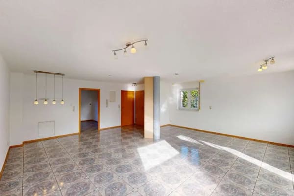 Immobilie in Endingen - Dreifamilienhaus in Endingen – Viele Möglichkeiten unter einem Dach - Bild 1