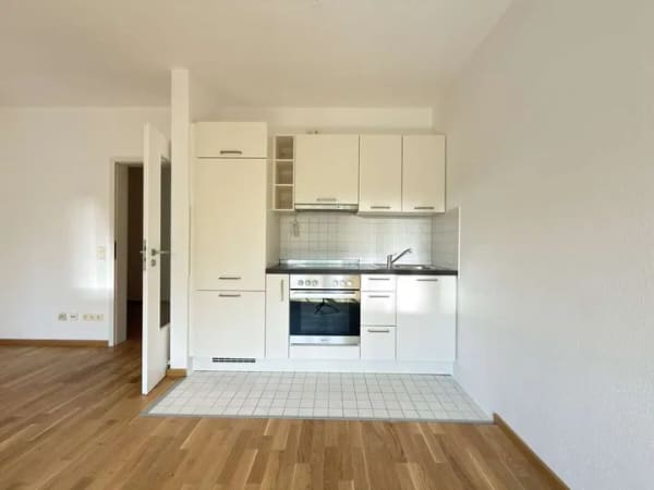 Immobilie in Pullach im Isartal - Bezugsfreie und charmante DG-Wohnung im Süden von München - Bild 1