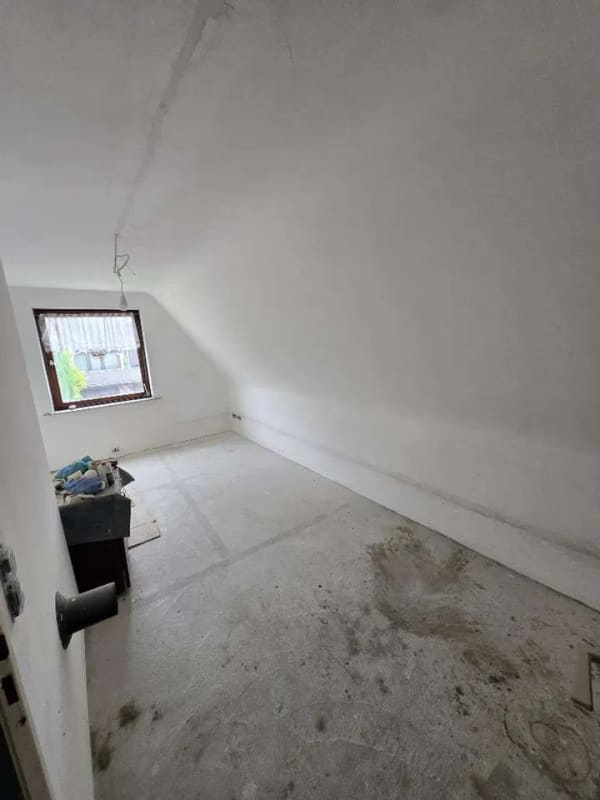 Immobilie in Kremperheide - Einfamilienhaus zum Selbstausbau, ca. 109 m² Wohnfläche, Keller und ca. 507 m² großes Grundstück. - Bild 4