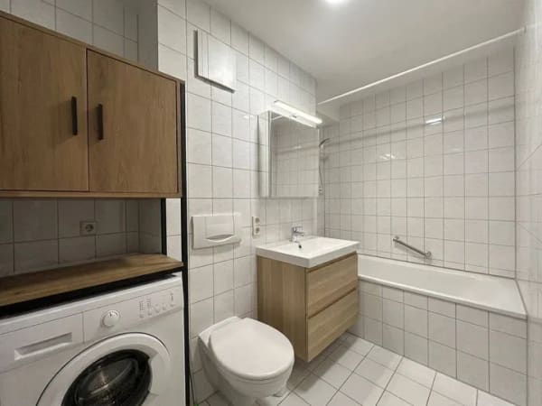 Immobilie in Bad Krozingen - Klasse Einteilung! Pfiffige moderne 1,5 Zi-Whg. in ruhiger zentrumsnaher Lage in Bad Krozingen - Bild 3