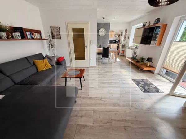 Immobilie in Hude (Oldenburg) - Großzügiges Einfamilienhaus mit flexibler Raumaufteilung, Anbau und viel Platz für die ganze Familie - Bild 4
