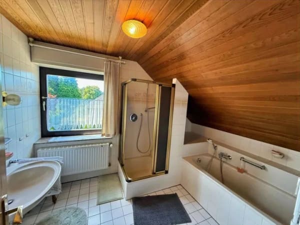Immobilie in Bad Wünnenberg - Charmantes Einfamilienhaus in ruhiger Wohnlage - Bild 4
