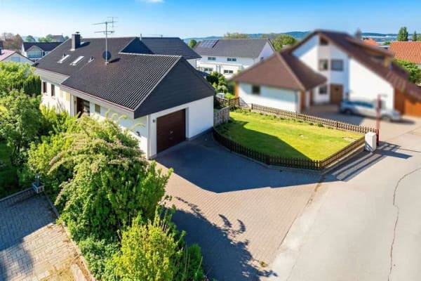 Immobilie in Frickingen - Bezugsfreies, vielseitig nutzbares 2-Fam.-Haus mit großem Garten in ruhiger Lage von Frickingen - Bild 0