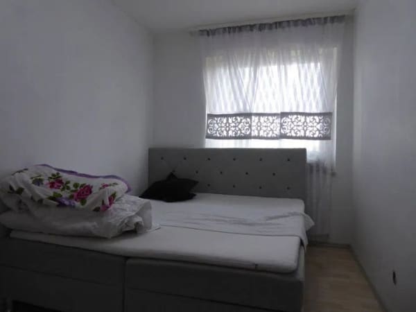 Immobilie in Ober-Ramstadt - Zwei Wohneinheiten und eine Garage im Paket - vermietet und jeweils mit Balkon und Fußbodenheizung! - Bild 2