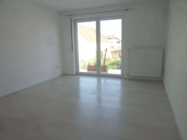 Immobilie in Weiterstadt - Weiterstadt/Schneppenhausen, attraktive 2-Zi.-ETW mit Balkon und Stellplatz - Bild 1