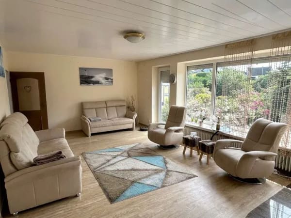 Immobilie in Schiffdorf - Schiffdorf // Schönes Ein-/Zweifamilienhaus mit viel Platz - Bild 2