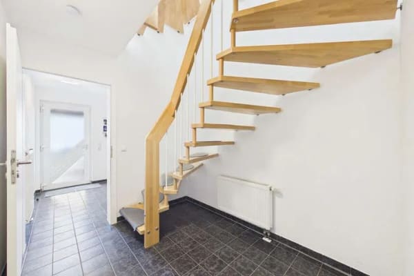 Immobilie in Frickenhausen - Einziehen und wohlfühlen – Reihenmittelhaus in ruhiger Lage in Tischardt - Bild 3