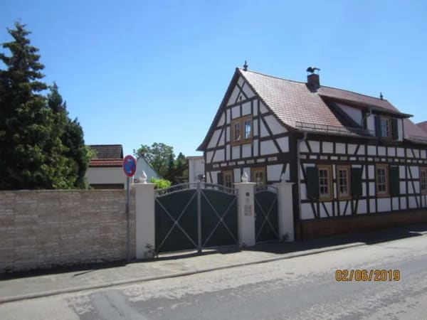 Immobilie in Rüsselsheim am Main - Familienhaus in Königstädten – Kamin, Garten und Garage inklusive - Bild 0