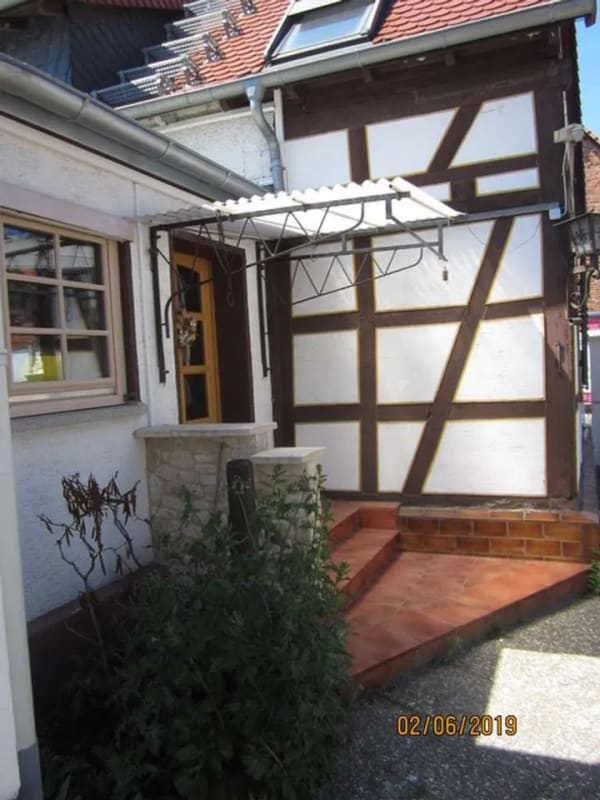 Immobilie in Rüsselsheim am Main - Familienhaus in Königstädten – Kamin, Garten und Garage inklusive - Bild 1