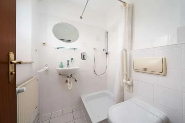Immobilie in Affinghausen - Freistehendes Einfamilienhaus auf großzügigem Grundstück & Garage - ideal für Familien - Bild 4