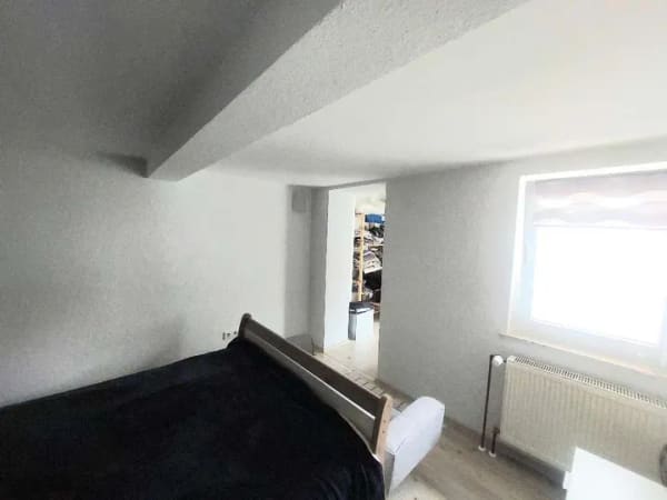 Immobilie in Lich - LICH-MUSCHENHEIM: Schönes ausbaufähiges 4-5 Zimmer-Fachwerk-Haus - Bild 2