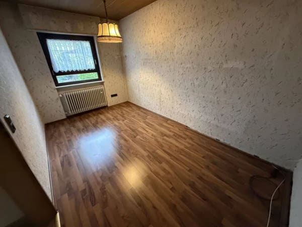 Immobilie in Neulußheim - Bungalow mit Ausbaupotenzial - Ihr neues Zuhause mit Raum für individuelle Wohnideen - Bild 0
