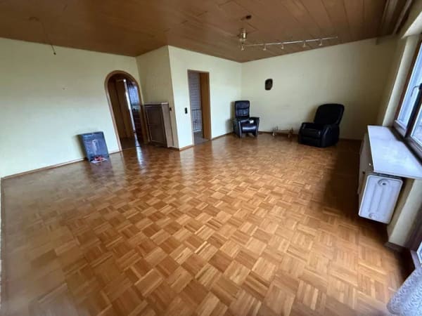 Immobilie in Neulußheim - Bungalow mit Ausbaupotenzial - Ihr neues Zuhause mit Raum für individuelle Wohnideen - Bild 2