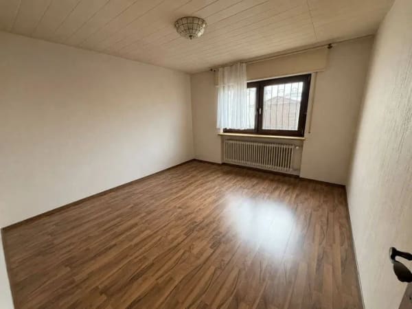 Immobilie in Neulußheim - Bungalow mit Ausbaupotenzial - Ihr neues Zuhause mit Raum für individuelle Wohnideen - Bild 3