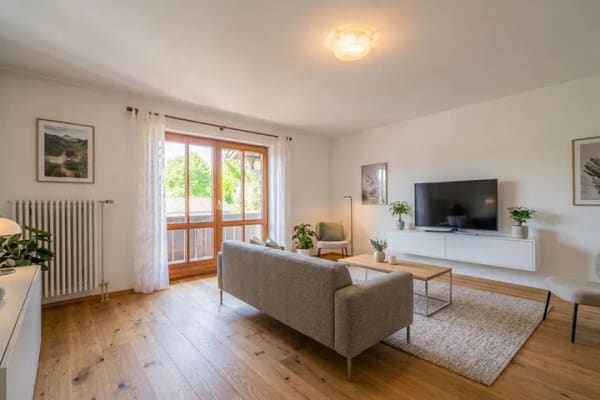 Immobilie in Neubeuern - Wohnen mit Alpenblick: 
Charmante 2-Zimmer-Wohnung mit sonnigem Balkon in Neubeuern - Bild 4