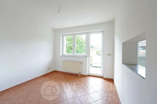 Immobilie in Seddiner See - Bezugsfrei & ohne Käuferprovision: 3-4 Zimmer-Wohnung mit 2 Balkonen und Stellplatz in Seddiner See - Bild 4