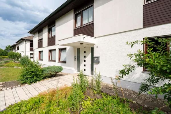 Immobilie in Elchingen - Vielseitiges EFH mit Einliegerpotenzial und großzügigem Grundstück - Bild 2