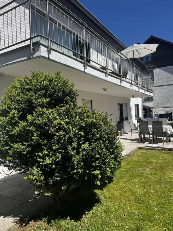 Immobilie in Idstein - Großzügiges Haus mit Einliegerwohnung , Provisionsfrei - Bild 1