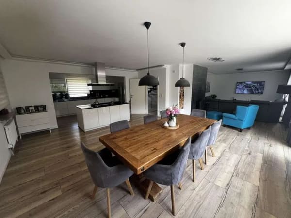 Immobilie in Idstein - Großzügiges Haus mit Einliegerwohnung , Provisionsfrei - Bild 3