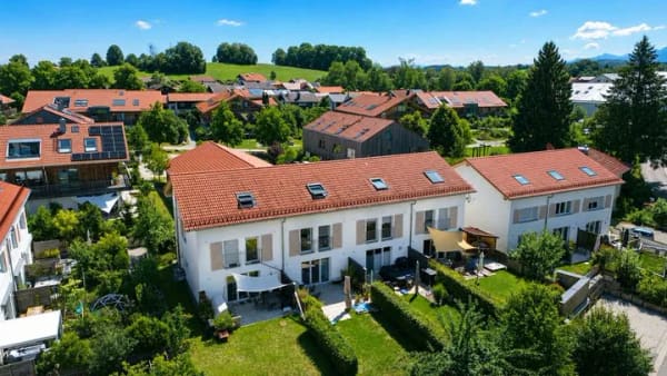 Immobilie in Weyarn - Attraktives Reihenmittelhaus  
im schönen Weyarn - Bild 1