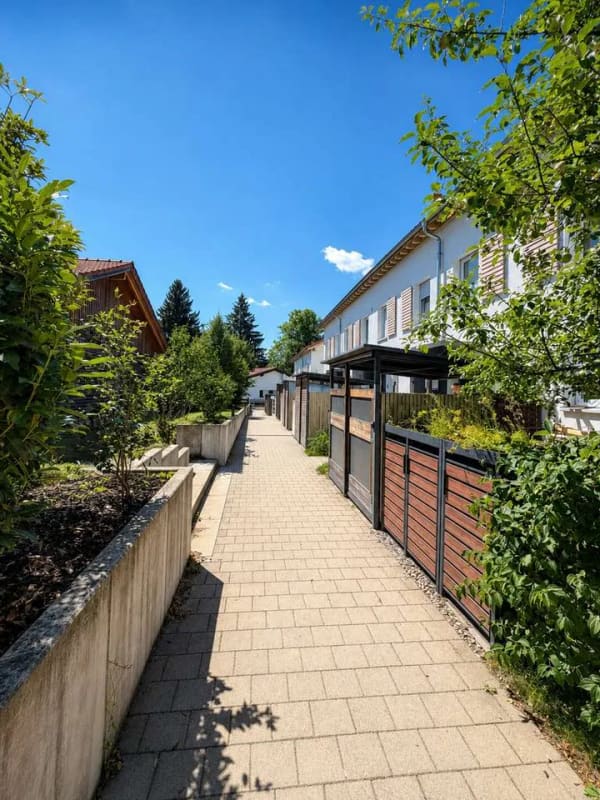 Immobilie in Weyarn - Attraktives Reihenmittelhaus  
im schönen Weyarn - Bild 2