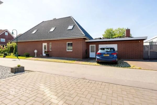 Immobilie in Norddeich - Modernes Wohlfühlhaus mit Pool, Sauna & Wintergarten - Bild 2