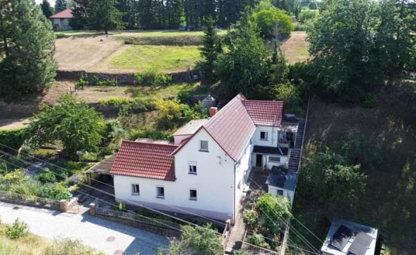 Immobilie in Nünchritz - Idyllische Kulisse mit viel Platz für die ganze Familie - Bild 0