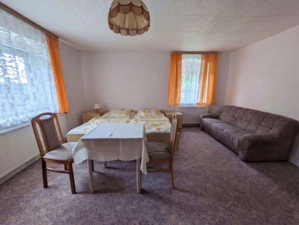 Immobilie in Nünchritz - Idyllische Kulisse mit viel Platz für die ganze Familie - Bild 1