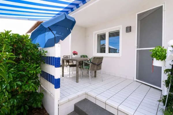 Immobilie in Niedernberg - DIETZ: Frei werdende 4-5-Zimmer Maisonettewohnung mit Terrasse, Garage und Grünfläche in Niedernberg - Bild 1