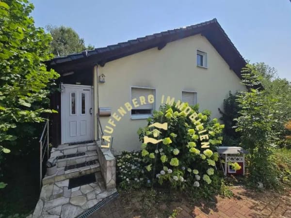 Immobilie in Eitorf - Einfamilienhaus in Eitorf mit flexiblem Wohnbereich – ideal für Familien/Mehrgenerationen - Bild 0