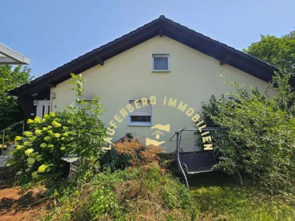 Immobilie in Eitorf - Einfamilienhaus in Eitorf mit flexiblem Wohnbereich – ideal für Familien/Mehrgenerationen - Bild 2